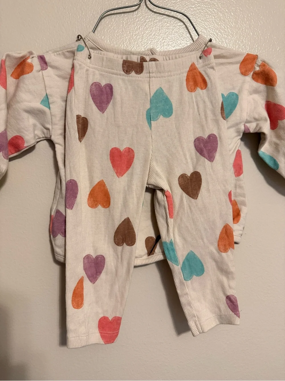 Carter’s Baby Girls 9M Heart Print Long Sleeve Shirt Leggings Set